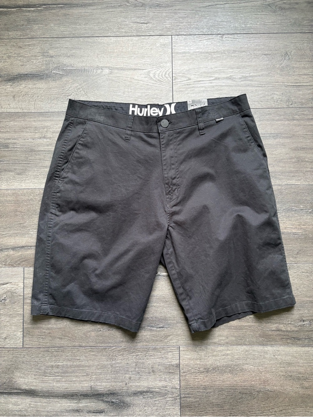 Hurley Mens Black Cotton Blend Walk Shorts Knee-Length Size 36 NWT